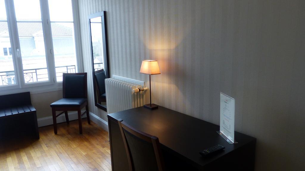 Hotel De L'Europe Тул Екстериор снимка