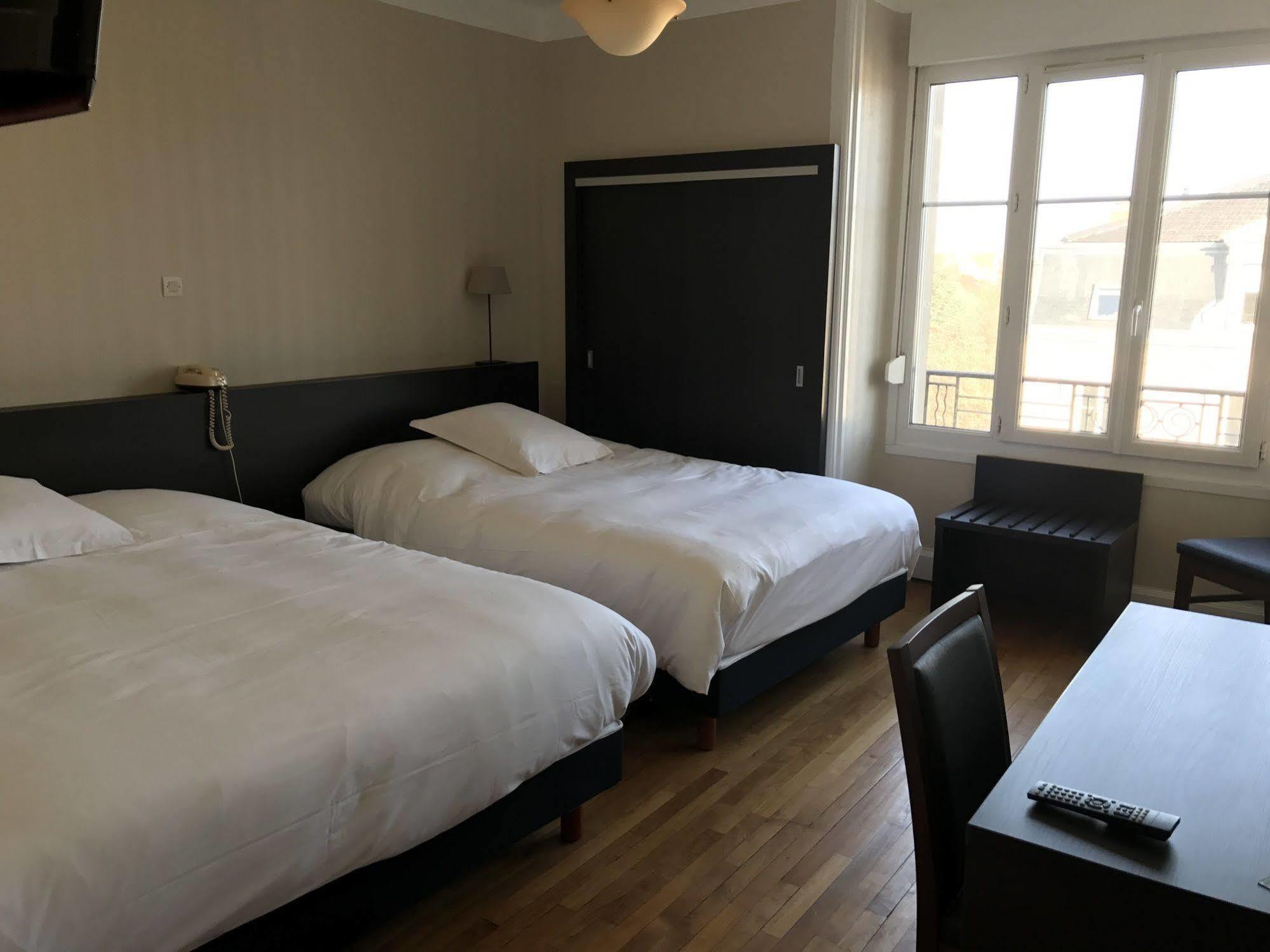 Hotel De L'Europe Тул Екстериор снимка