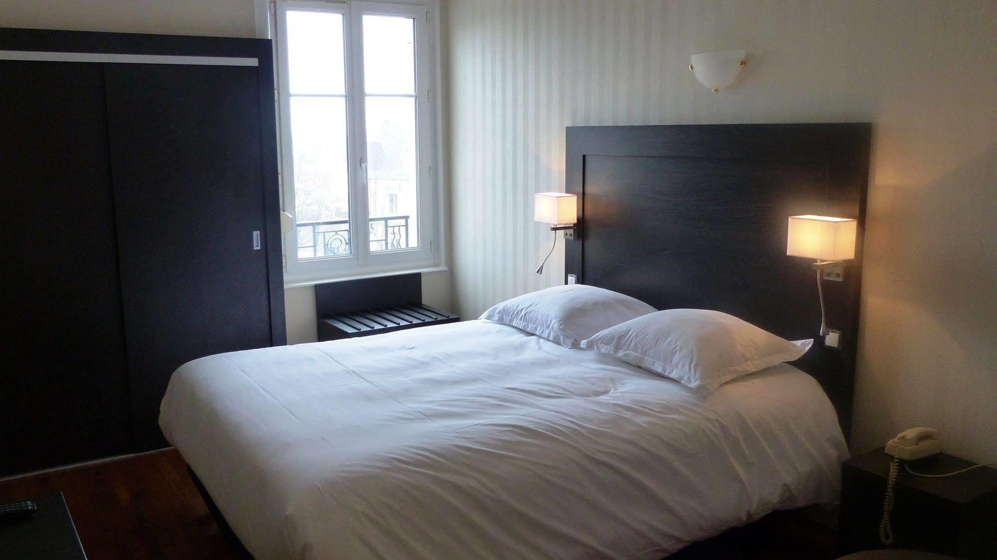 Hotel De L'Europe Тул Екстериор снимка