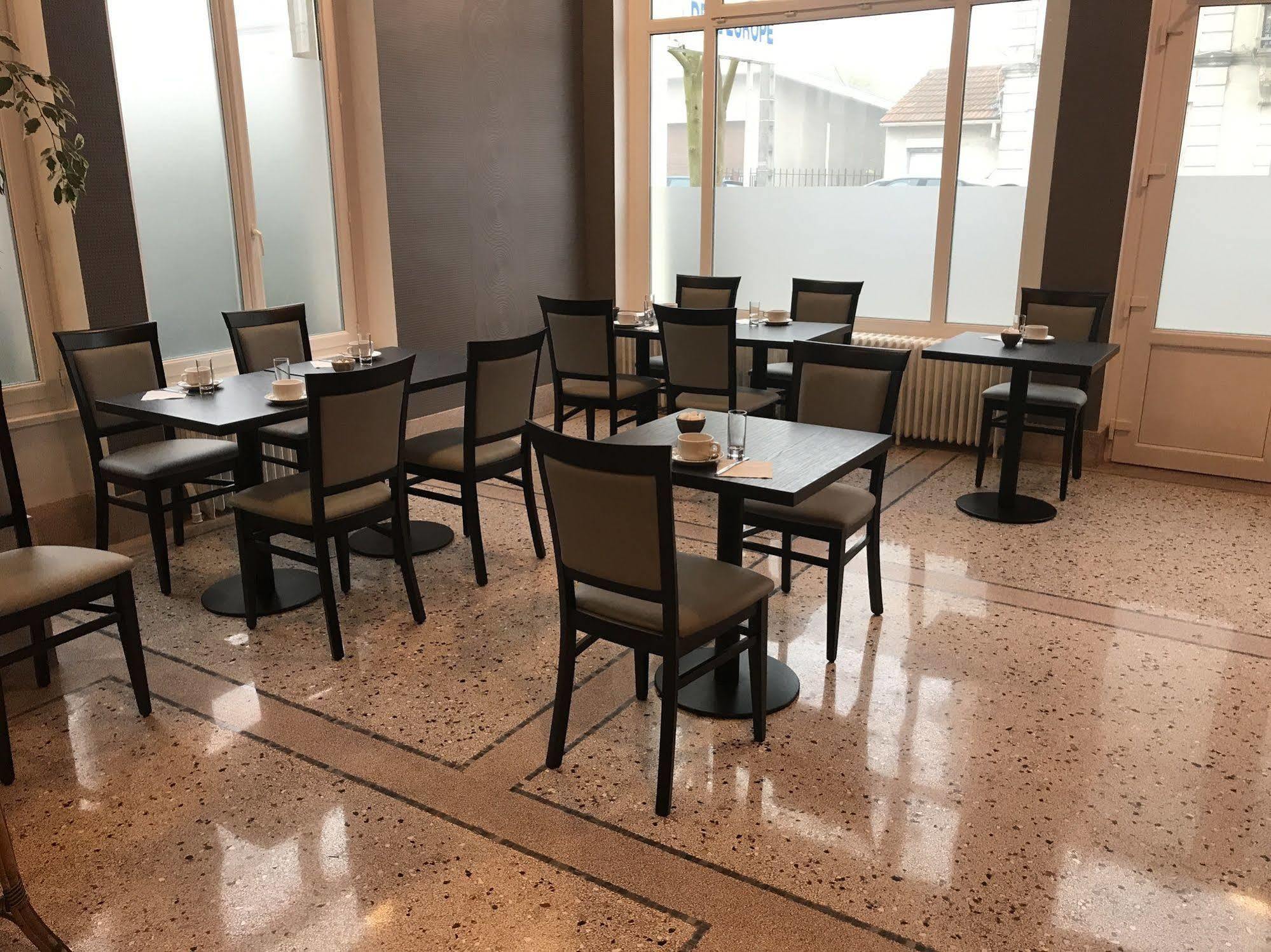 Hotel De L'Europe Тул Екстериор снимка